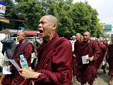 Если буддизм мирная религия, то почему сейчас буддисты в Мьянме агрессивны по отношению к мусульманам?