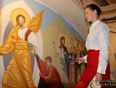 Иконописцы из Санкт-Петербурга расписывают церковь Николая Чудотворца в Кыштыме